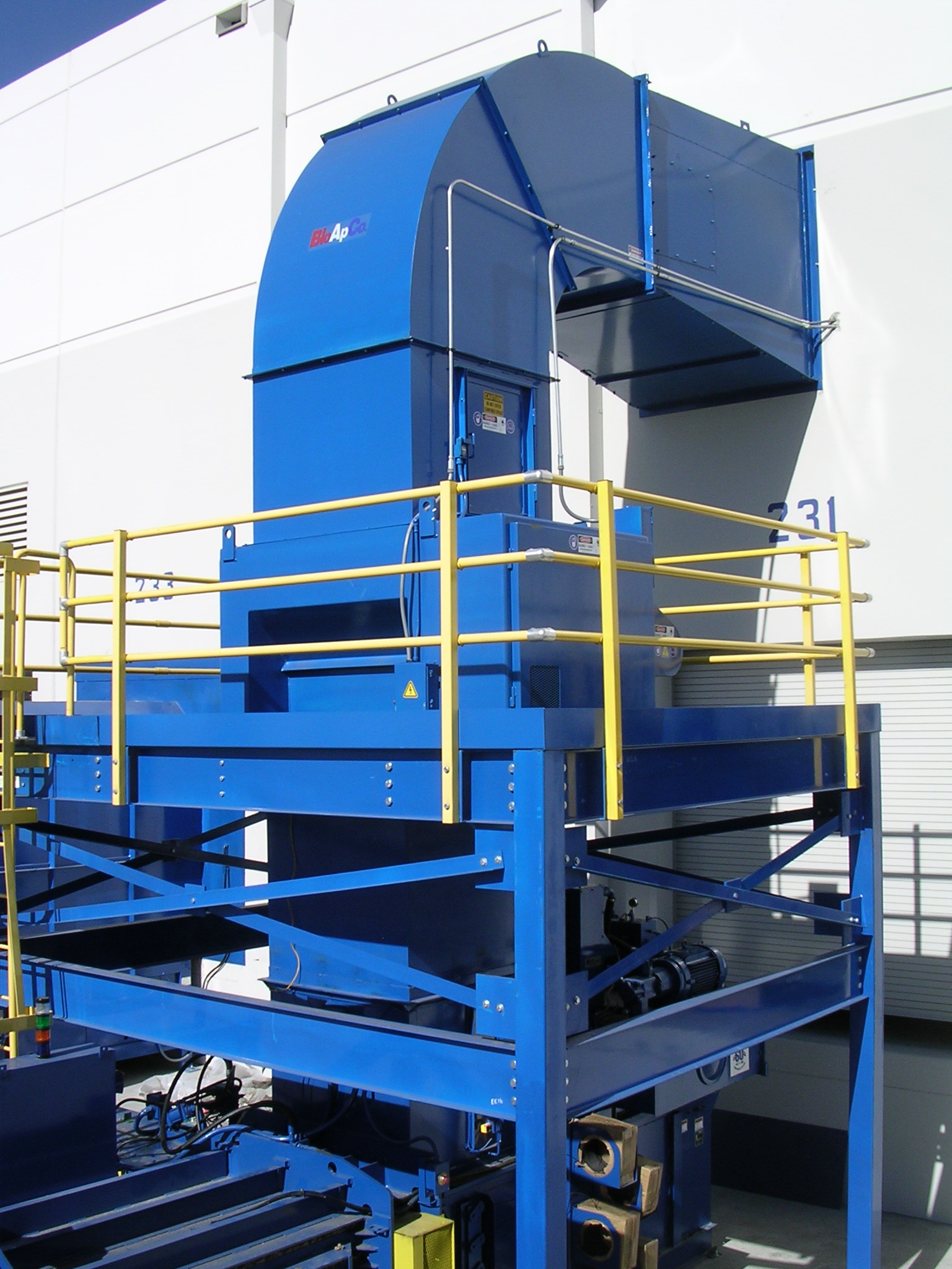 BloApCo Warehouse-Distribution Center Shredder